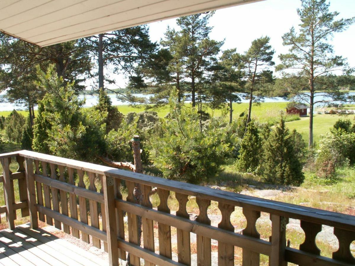 Villa Soederoe Stugby Finstrom Esterno foto